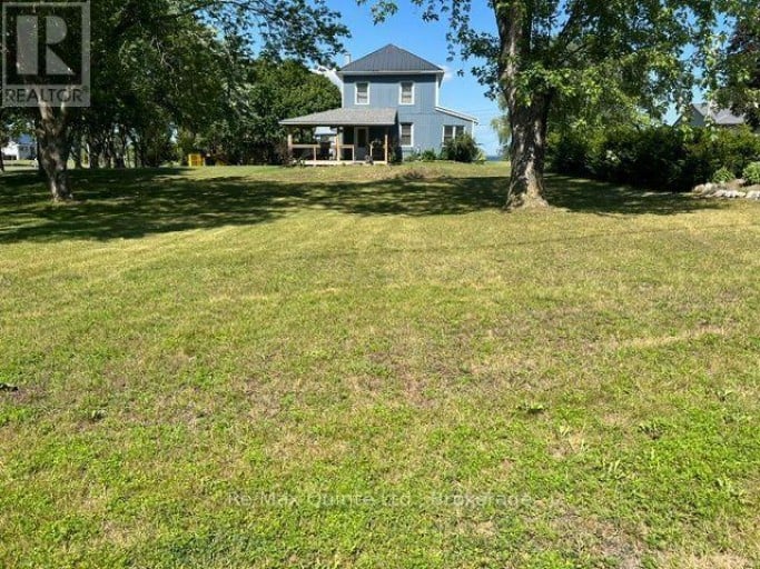101 ROSELAND DRIVE, Quinte West (Murray Ward), Ontario, K0K1L0