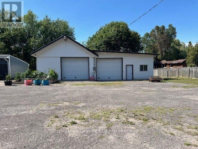 101 ROSELAND DRIVE, Quinte West (Murray Ward), Ontario, K0K1L0
