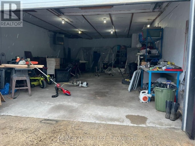 101 ROSELAND DRIVE, Quinte West (Murray Ward), Ontario, K0K1L0