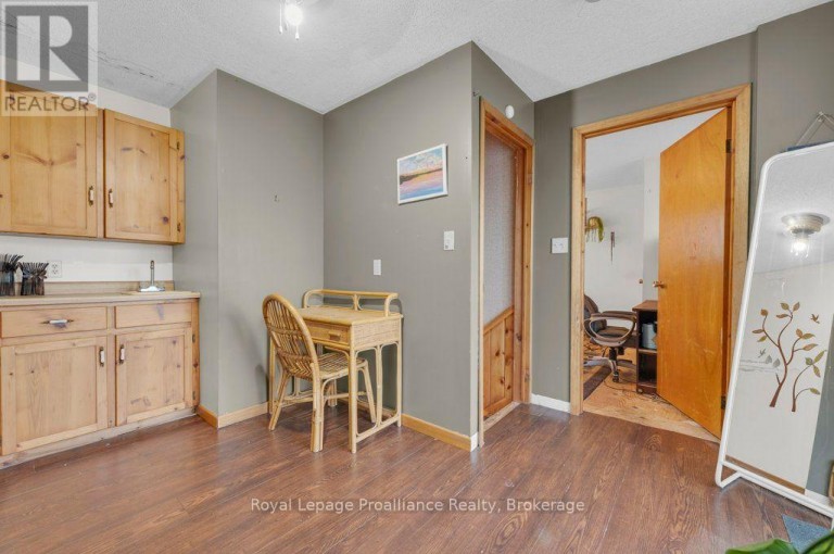 431 MAIN STREET, Deseronto (Deseronto (Town)), Ontario, K0K1X0