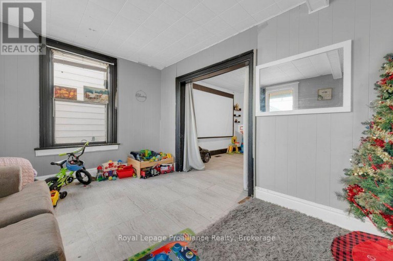 431 MAIN STREET, Deseronto (Deseronto (Town)), Ontario, K0K1X0