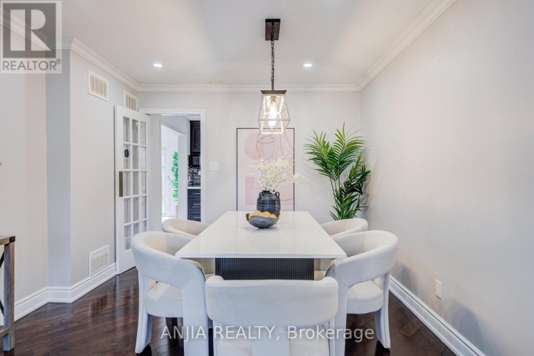 4 TOWNLEY AVENUE, Markham (Milliken Mills East), Ontario, L3S1C9
