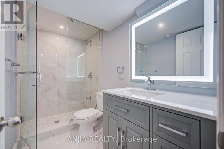4 TOWNLEY AVENUE, Markham (Milliken Mills East), Ontario, L3S1C9