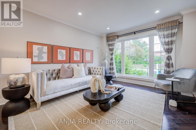 4 TOWNLEY AVENUE, Markham (Milliken Mills East), Ontario, L3S1C9