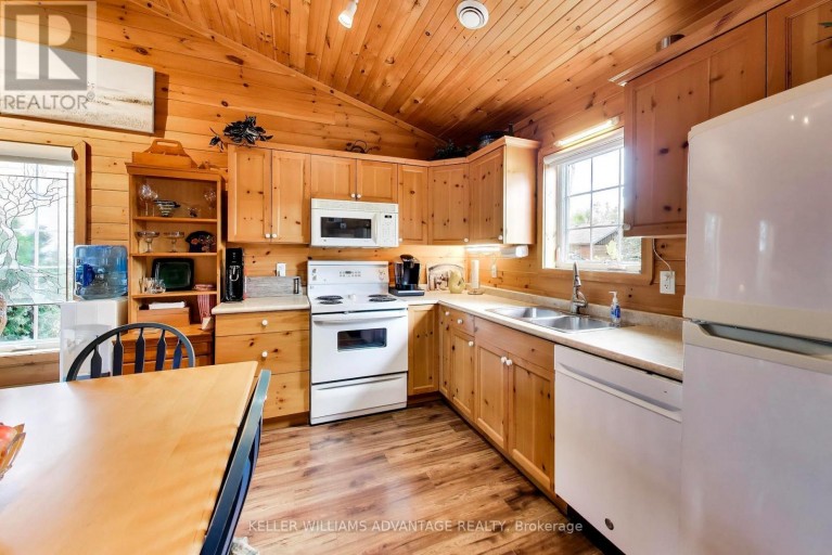 10 CABIN CRESCENT, Wasaga Beach, Ontario, L9Z1X7