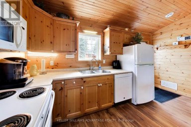 10 CABIN CRESCENT Wasaga Beach Ontario photo 13