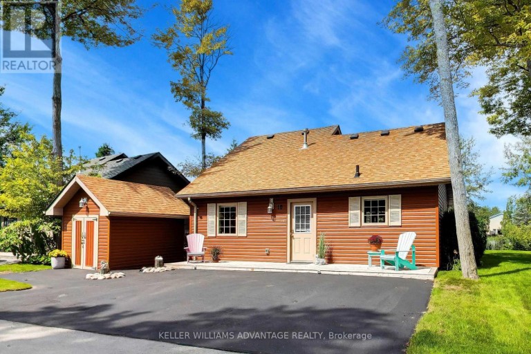 10 CABIN CRESCENT, Wasaga Beach, Ontario, L9Z1X7