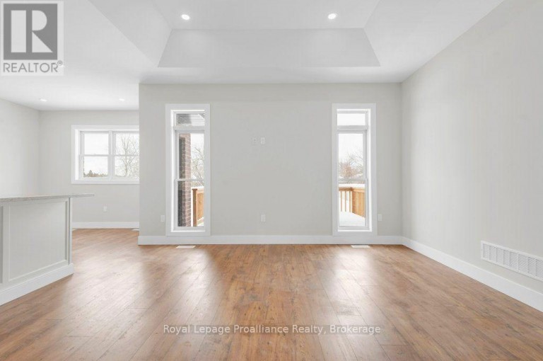 8 DUNMOR STREET, Stirling-Rawdon (Stirling Ward), Ontario, K0K3E0