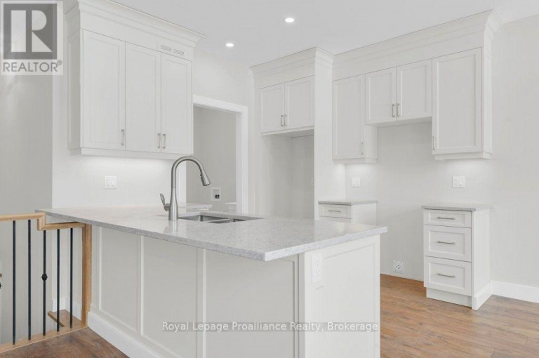 8 DUNMOR STREET, Stirling-Rawdon (Stirling Ward), Ontario, K0K3E0