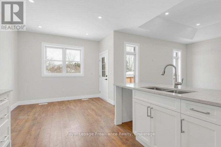 8 DUNMOR STREET, Stirling-Rawdon (Stirling Ward), Ontario, K0K3E0