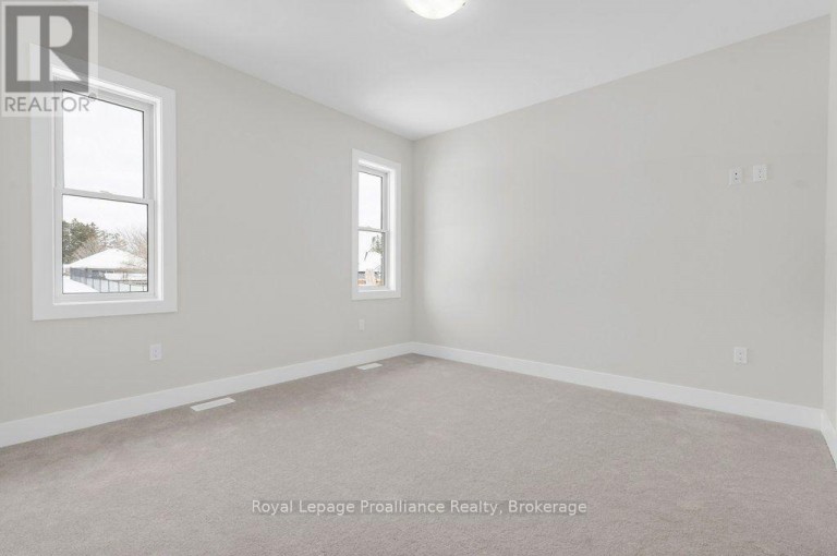8 DUNMOR STREET, Stirling-Rawdon (Stirling Ward), Ontario, K0K3E0