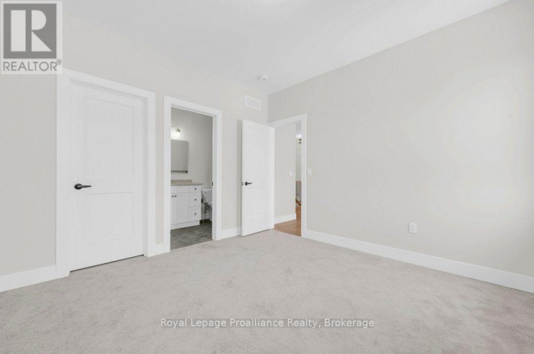 8 DUNMOR STREET, Stirling-Rawdon (Stirling Ward), Ontario, K0K3E0