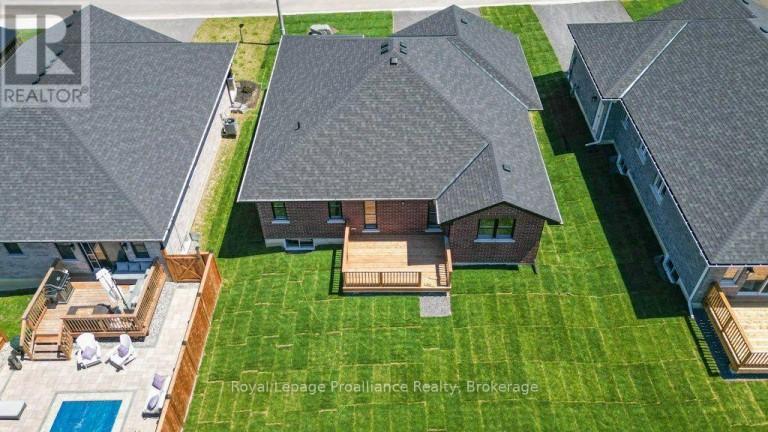 8 DUNMOR STREET, Stirling-Rawdon (Stirling Ward), Ontario, K0K3E0