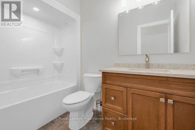 8 DUNMOR STREET, Stirling-Rawdon (Stirling Ward), Ontario, K0K3E0