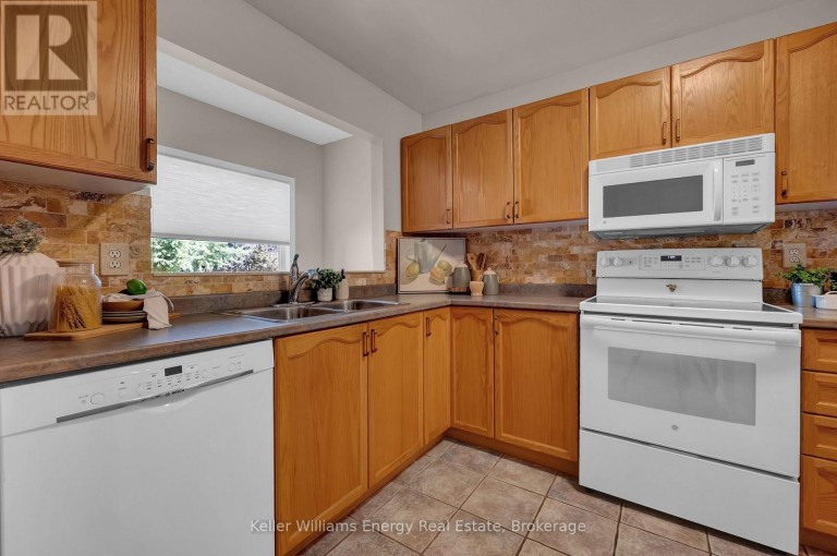19 BALLANTINE STREET, Cobourg, Ontario, K9A5G8