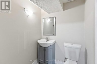 40 CULVER COURT London East (East H) Ontario photo 24