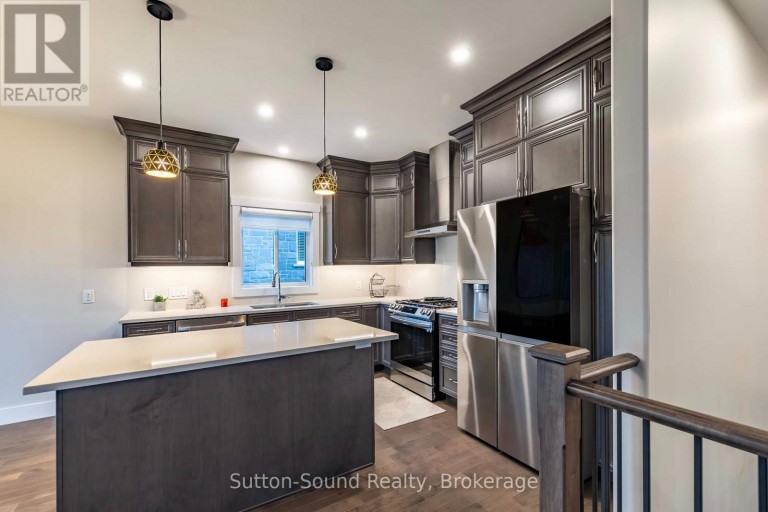 2545 9TH AVENUE E, Owen Sound, Ontario, N4K3H4
