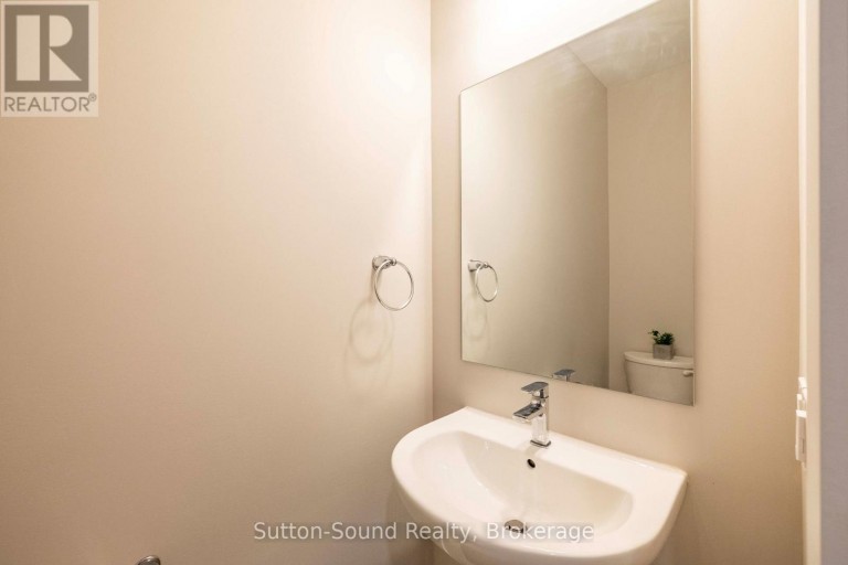 2545 9TH AVENUE E, Owen Sound, Ontario, N4K3H4