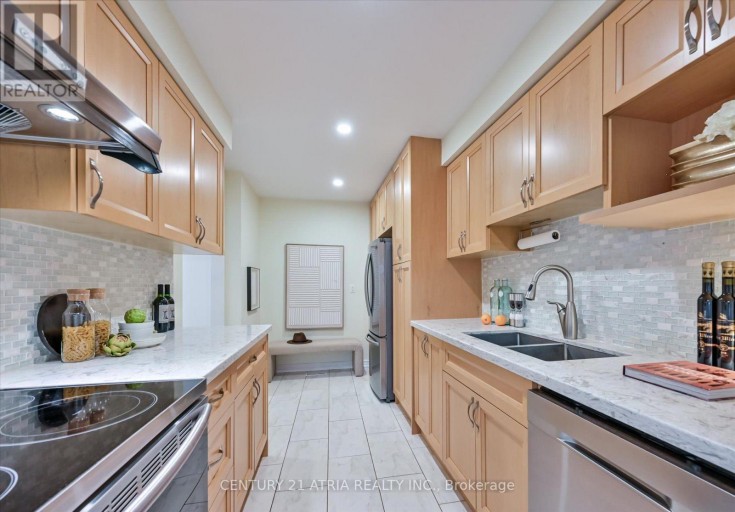 19 ASPENWOOD DRIVE, Toronto (Hillcrest Village), Ontario, M2H3E1
