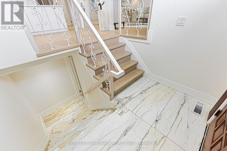74 NAVAHO DRIVE, Toronto (Pleasant View), Ontario, M2H2X3