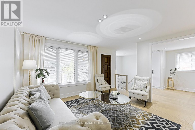 74 NAVAHO DRIVE, Toronto (Pleasant View), Ontario, M2H2X3