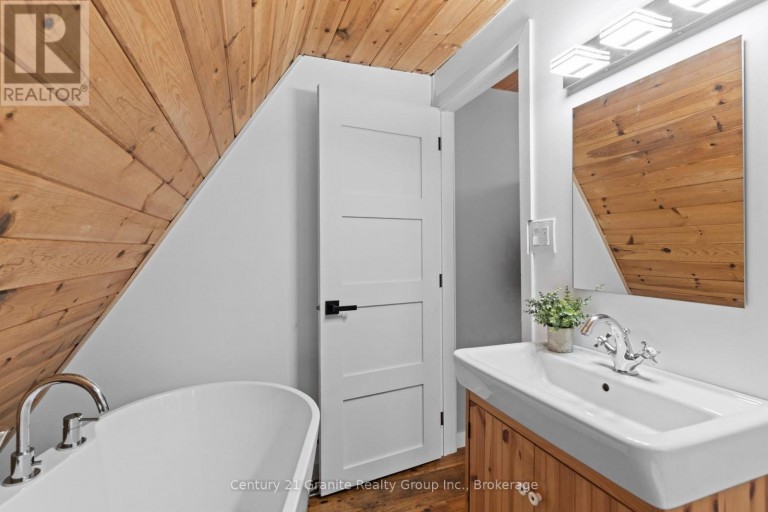 1452 BLAIRHAMPTON ROAD, Minden Hills (Minden), Ontario, K0M2K0