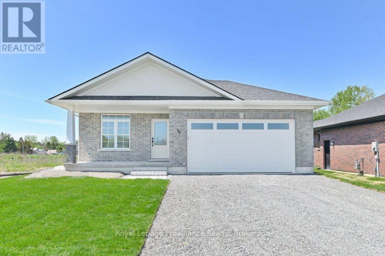 10 DUNMOR STREET, Stirling-Rawdon (Stirling Ward), Ontario, K0K3E0