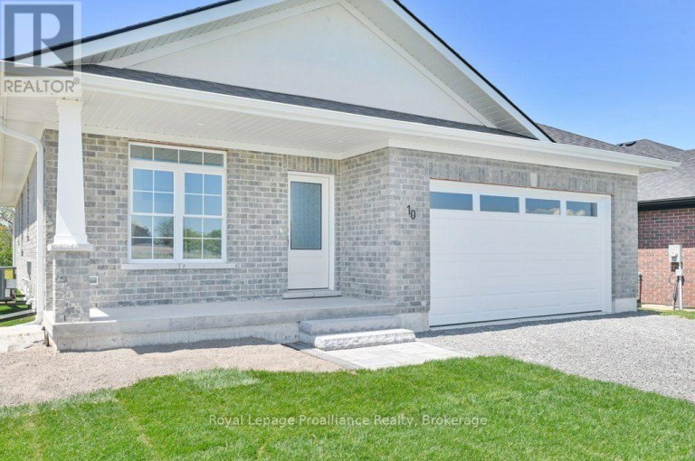 10 DUNMOR STREET, Stirling-Rawdon (Stirling Ward), Ontario, K0K3E0