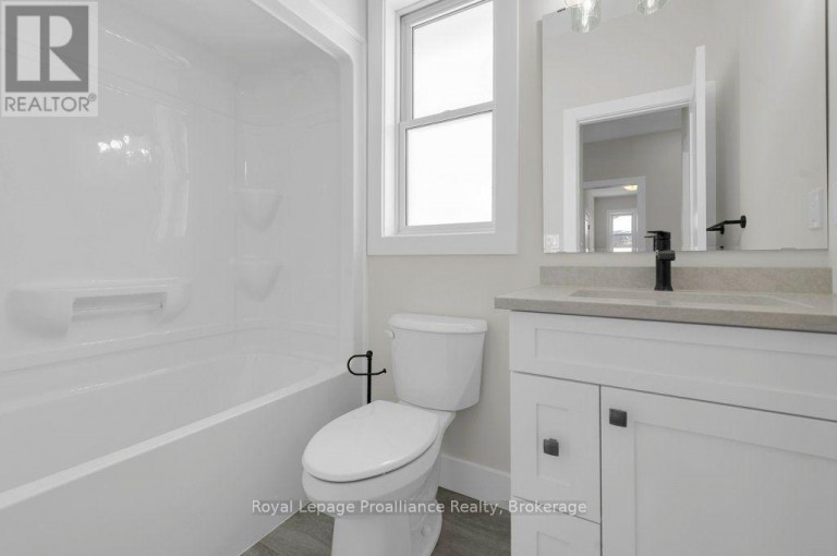 10 DUNMOR STREET, Stirling-Rawdon (Stirling Ward), Ontario, K0K3E0