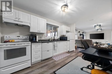 212 MAIN STREET Deseronto (Deseronto (Town)) Ontario photo 34