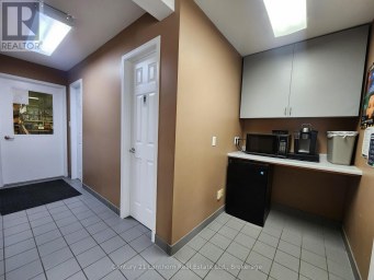 640 DUNDAS STREET E Belleville (Belleville Ward) Ontario photo 35