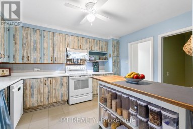 98 DON MOR DRIVE Newmarket (Central Newmarket) Ontario photo 10