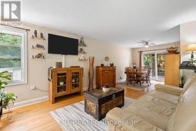 98 DON MOR DRIVE Newmarket (Central Newmarket) Ontario photo 14