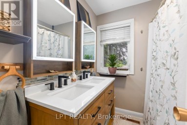 98 DON MOR DRIVE Newmarket (Central Newmarket) Ontario photo 21