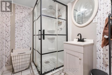 98 DON MOR DRIVE Newmarket (Central Newmarket) Ontario photo 37