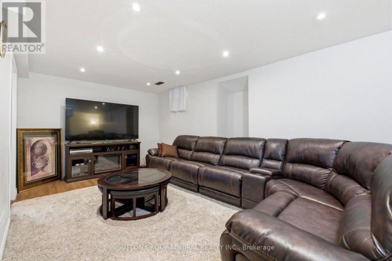 47 SANDY DRIVE, Hamilton (Stoney Creek), Ontario, L8E4X4