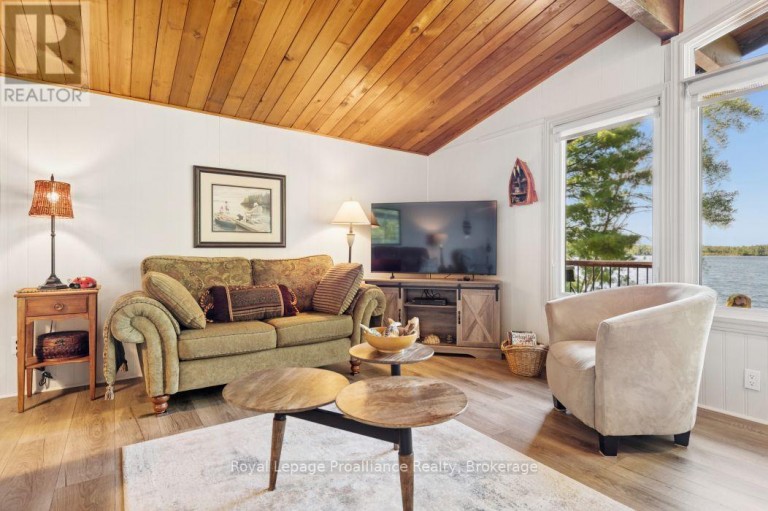 128 C SHELDRAKE LAKE ROAD, Addington Highlands, Ontario, K0H1K0