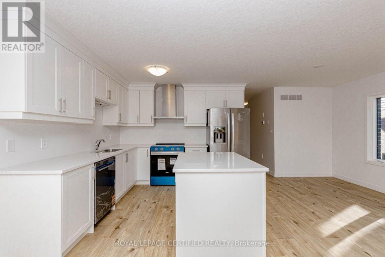 26 OAK FOREST COMMON CRESCENT, Cambridge, Ontario, N1S0G3
