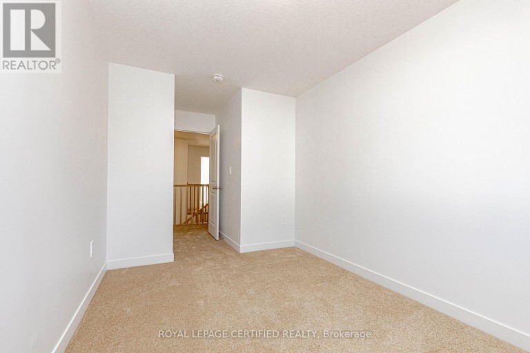 26 OAK FOREST COMMON CRESCENT, Cambridge, Ontario, N1S0G3