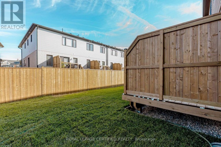 26 OAK FOREST COMMON CRESCENT, Cambridge, Ontario, N1S0G3