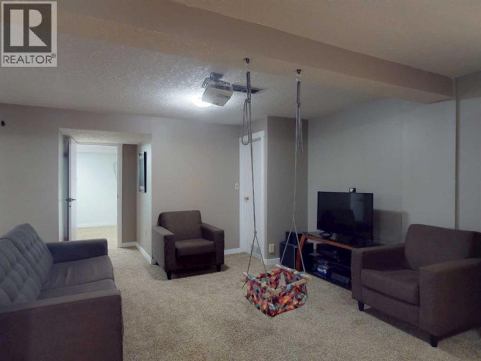 49 Manyhorses Drive, Rural Rocky View County, Alberta, T3Z1A4