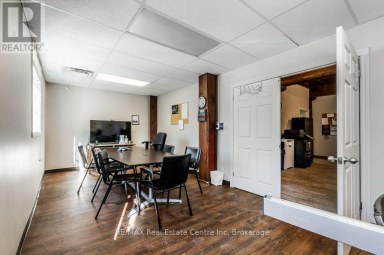 280 ST PATRICK STREET W Centre Wellington (Fergus) Ontario photo 16