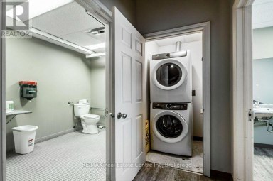 280 ST PATRICK STREET W Centre Wellington (Fergus) Ontario photo 19