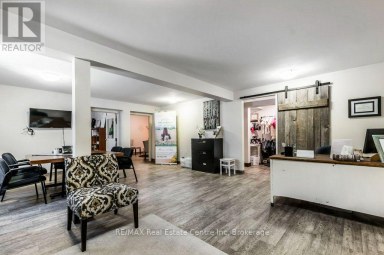280 ST PATRICK STREET W Centre Wellington (Fergus) Ontario photo 25