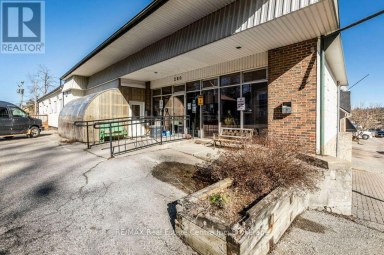 280 ST PATRICK STREET W Centre Wellington (Fergus) Ontario photo 5