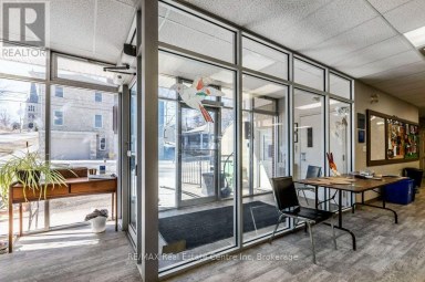 280 ST PATRICK STREET W Centre Wellington (Fergus) Ontario photo 6