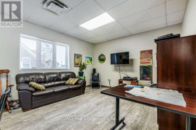 280 ST PATRICK STREET W Centre Wellington (Fergus) Ontario photo 7