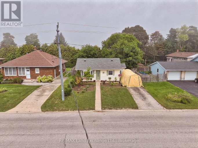 244 CLARENDON STREET, Saugeen Shores, Ontario, N0H2L0