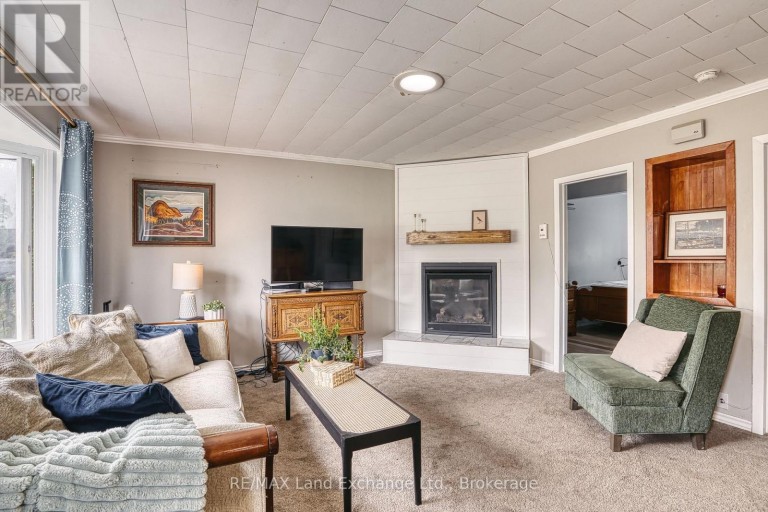 244 CLARENDON STREET, Saugeen Shores, Ontario, N0H2L0