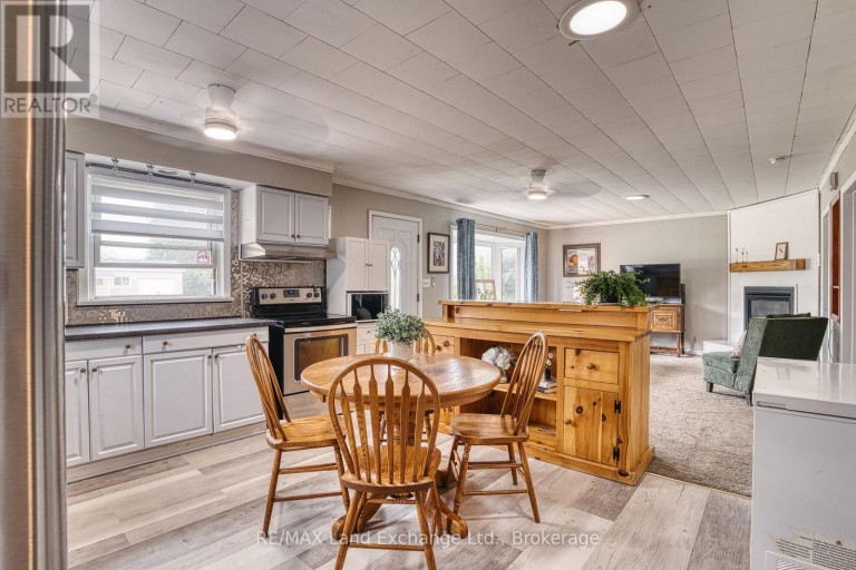 244 CLARENDON STREET, Saugeen Shores, Ontario, N0H2L0